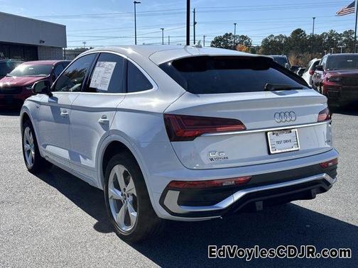 2022 Audi Q5 45 S line Premium Plus