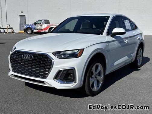 2022 Audi Q5 45 S line Premium Plus