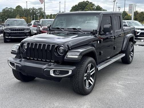 2021 Jeep Gladiator Sport