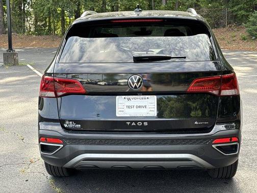 2023 Volkswagen Taos 1.5T SEL