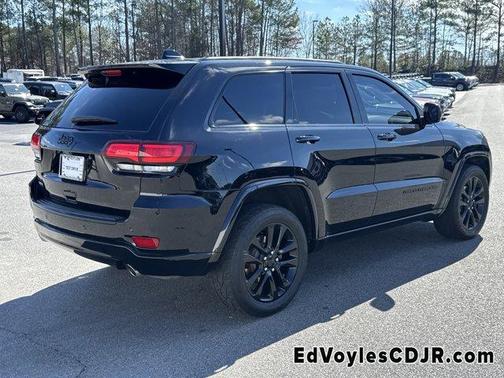 2017 Jeep Grand Cherokee Altitude
