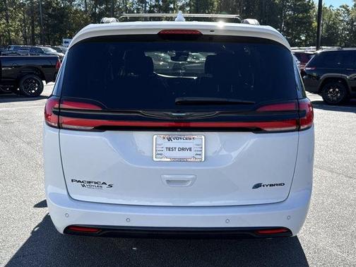 2021 Chrysler Pacifica Hybrid Touring L