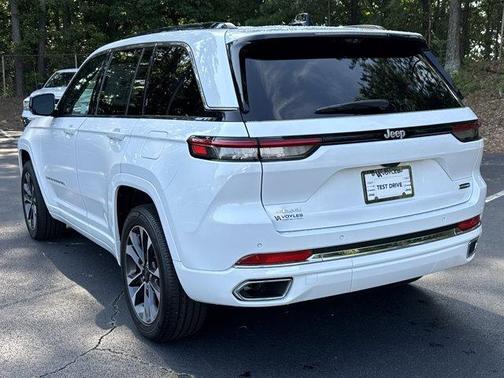 2025 Jeep Grand Cherokee Overland