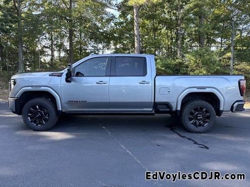 2024 GMC Sierra 2500 AT4