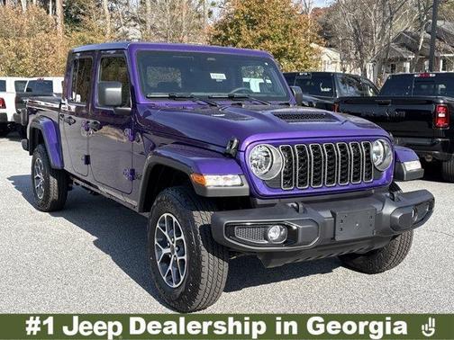 2026 Jeep Gladiator Sport