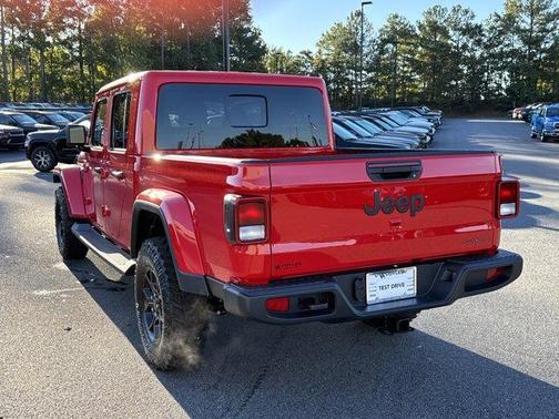 2025 Jeep Gladiator Sport