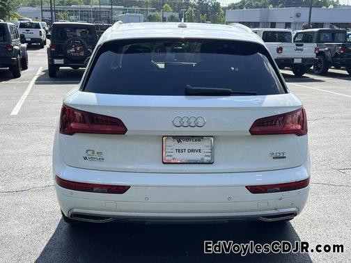 2018 Audi Q5 2.0T Premium Plus