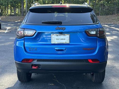 2023 Jeep Compass Trailhawk