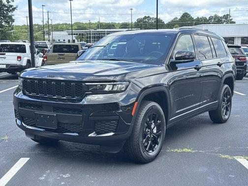 2025 Jeep Grand Cherokee L Laredo