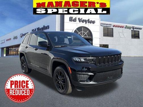 2025 Jeep Grand Cherokee Laredo