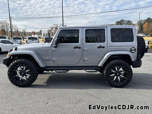 2016 Jeep Wrangler Unlimited Sahara