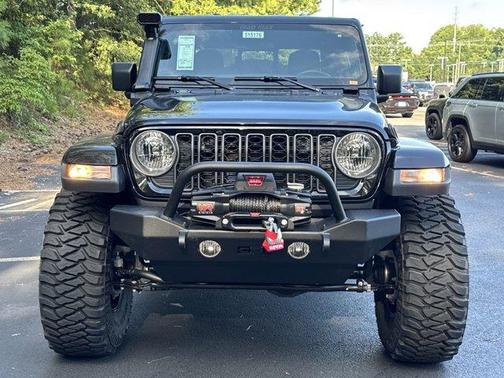 2025 Jeep Gladiator Sport