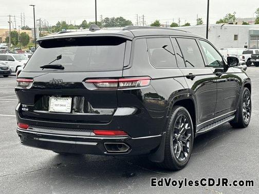 2024 Jeep Grand Cherokee L Summit
