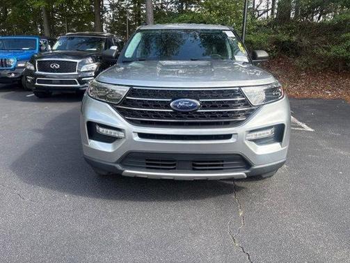 Silver Metallic 2021 Ford Explorer XLT