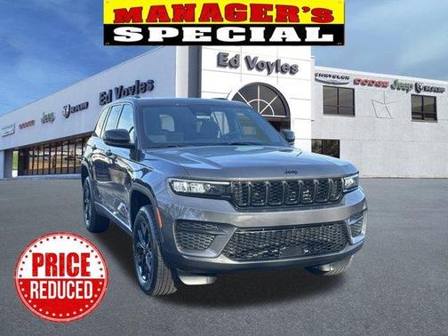 2025 Jeep Grand Cherokee Laredo
