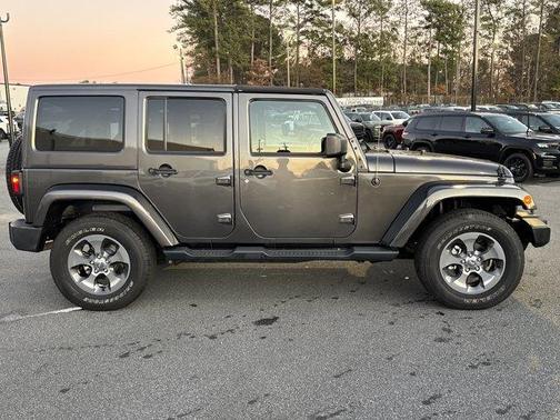 2018 Jeep Wrangler JK Unlimited Sahara