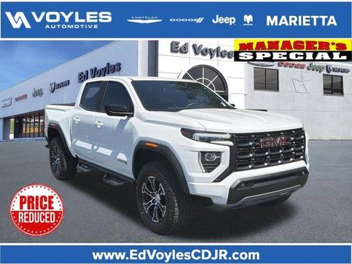 Summit White 2024 GMC Canyon AT4
