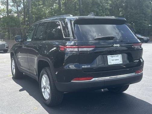 2025 Jeep Grand Cherokee Laredo X