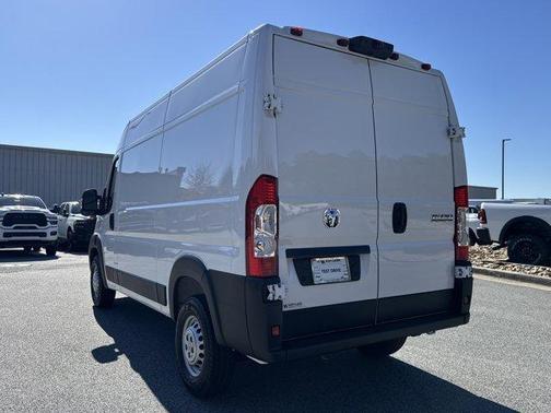 2026 RAM ProMaster 1500 Base