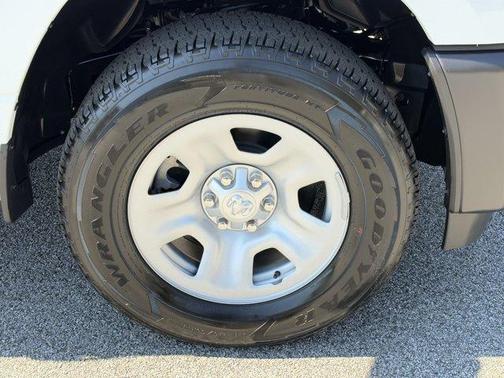 Bright White Clearcoat 2027 RAM 1500 Tradesman