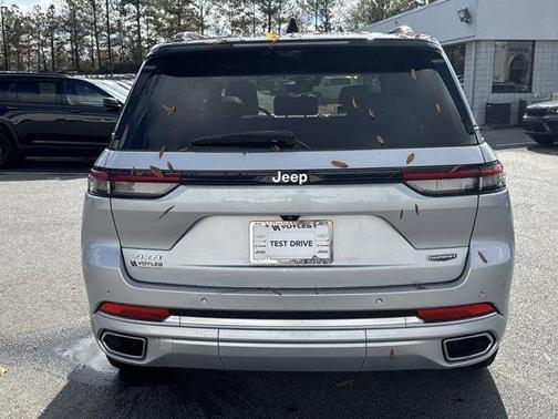 2024 Jeep Grand Cherokee Summit