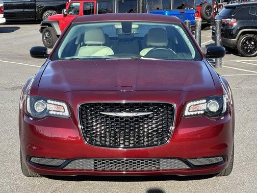 2021 Chrysler 300 Touring