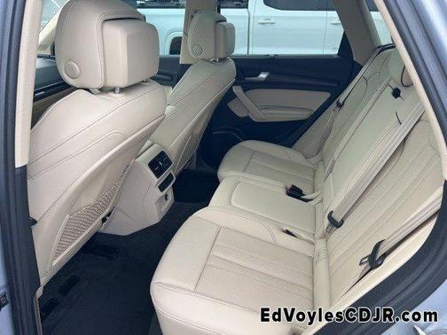 2021 Audi Q5 40 Premium Plus