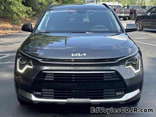 2024 Kia Niro EX Touring