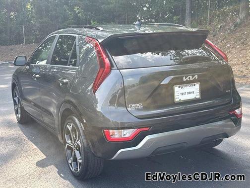 2024 Kia Niro EX Touring