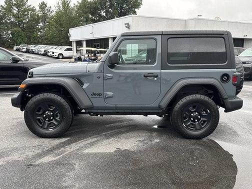 2025 Jeep Wrangler Sport
