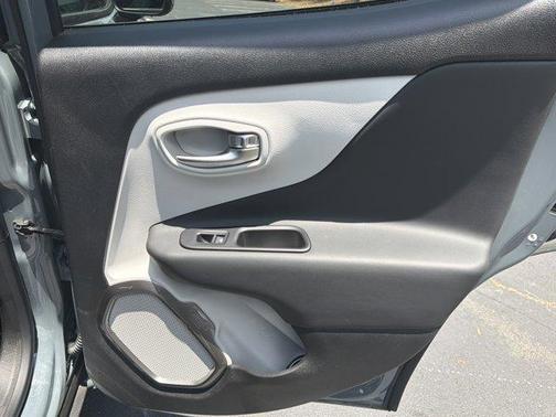 Anvil 2018 Jeep Renegade Limited