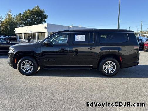 2024 Jeep Wagoneer L Base