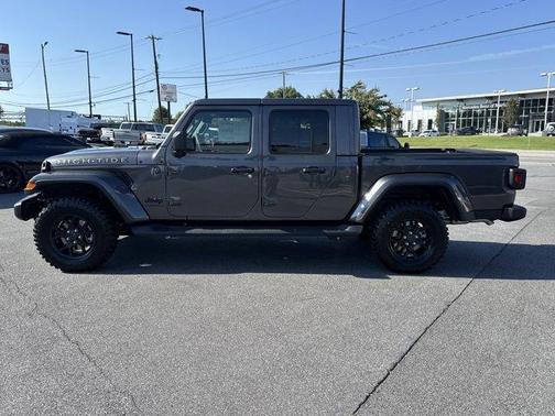 2025 Jeep Gladiator Sport