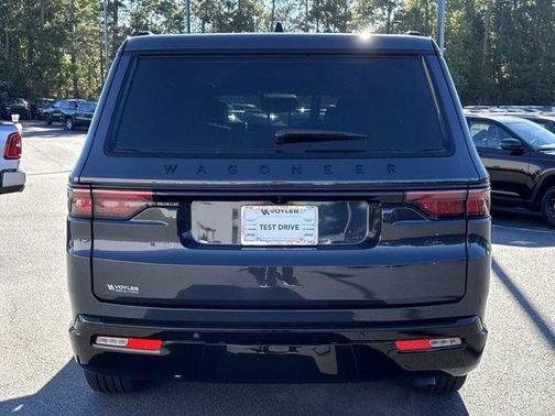 2024 Jeep Wagoneer Series II