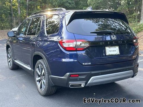 2024 Honda Pilot Touring