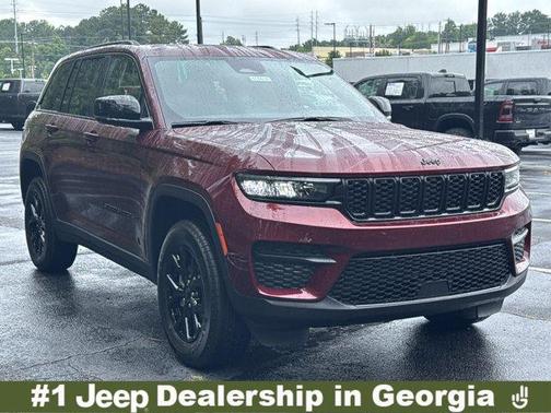 2025 Jeep Grand Cherokee Laredo