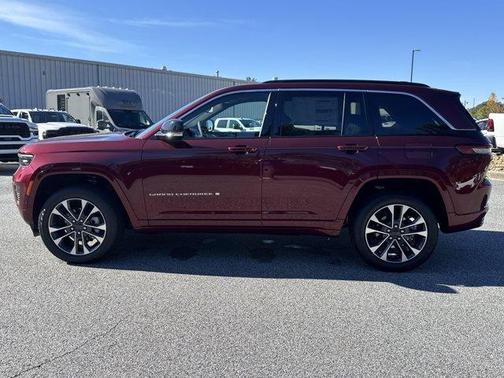 2025 Jeep Grand Cherokee Overland