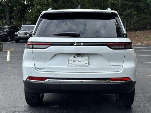 2025 Jeep Grand Cherokee Laredo X