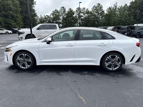 2024 Kia K5 EX