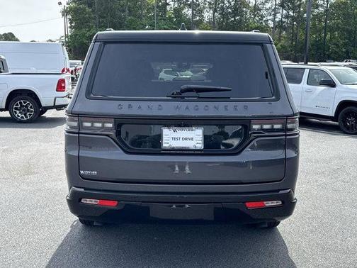2025 Jeep Grand Wagoneer L Series II