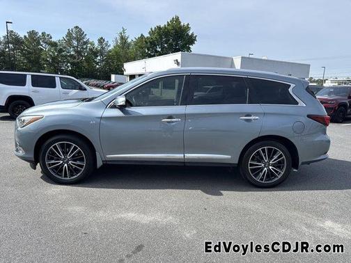 2018 INFINITI QX60 Base