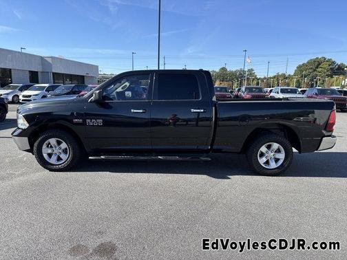 2017 RAM 1500 SLT