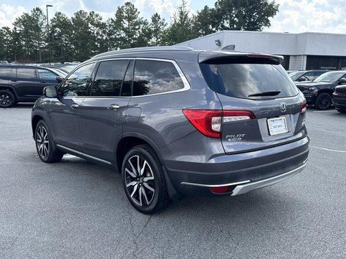 2022 Honda Pilot Touring 7-Passenger