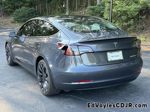 2023 Tesla Model 3 Performance