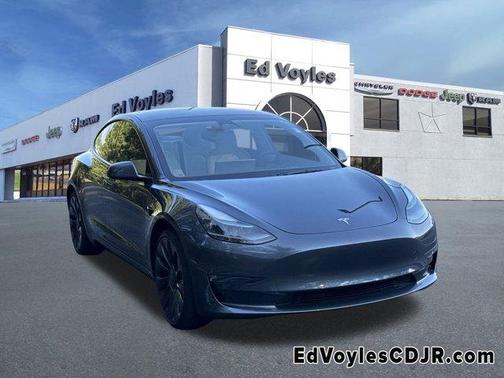 2023 Tesla Model 3 Performance