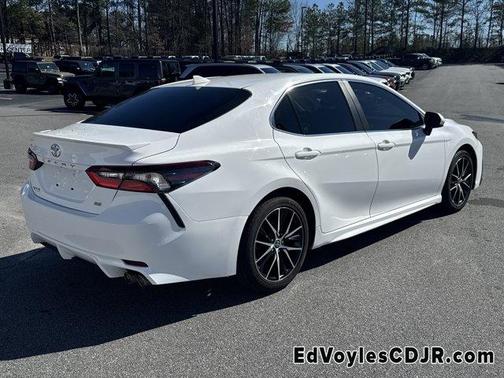 2021 Toyota Camry SE