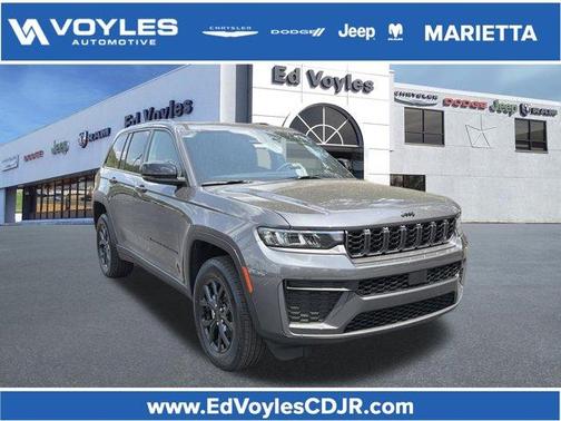 Metallic 2026 Jeep Grand Cherokee Laredo