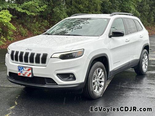 2022 Jeep Cherokee Latitude Lux