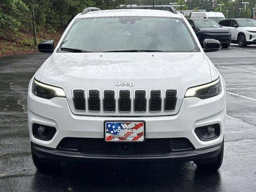 2022 Jeep Cherokee Latitude Lux