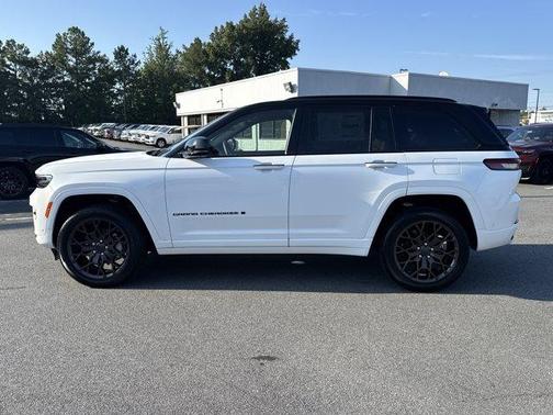 2025 Jeep Grand Cherokee Summit